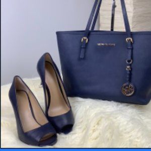 Ann Taylor Navy Evie Peep toe Heels